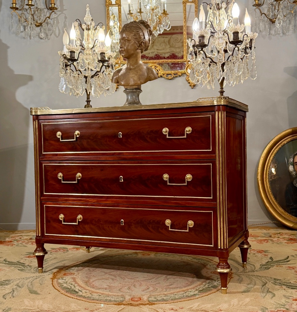 Commode d'Officier en Acajou Flammé d'Epoque Louis XVI, Vers 1780-photo-3