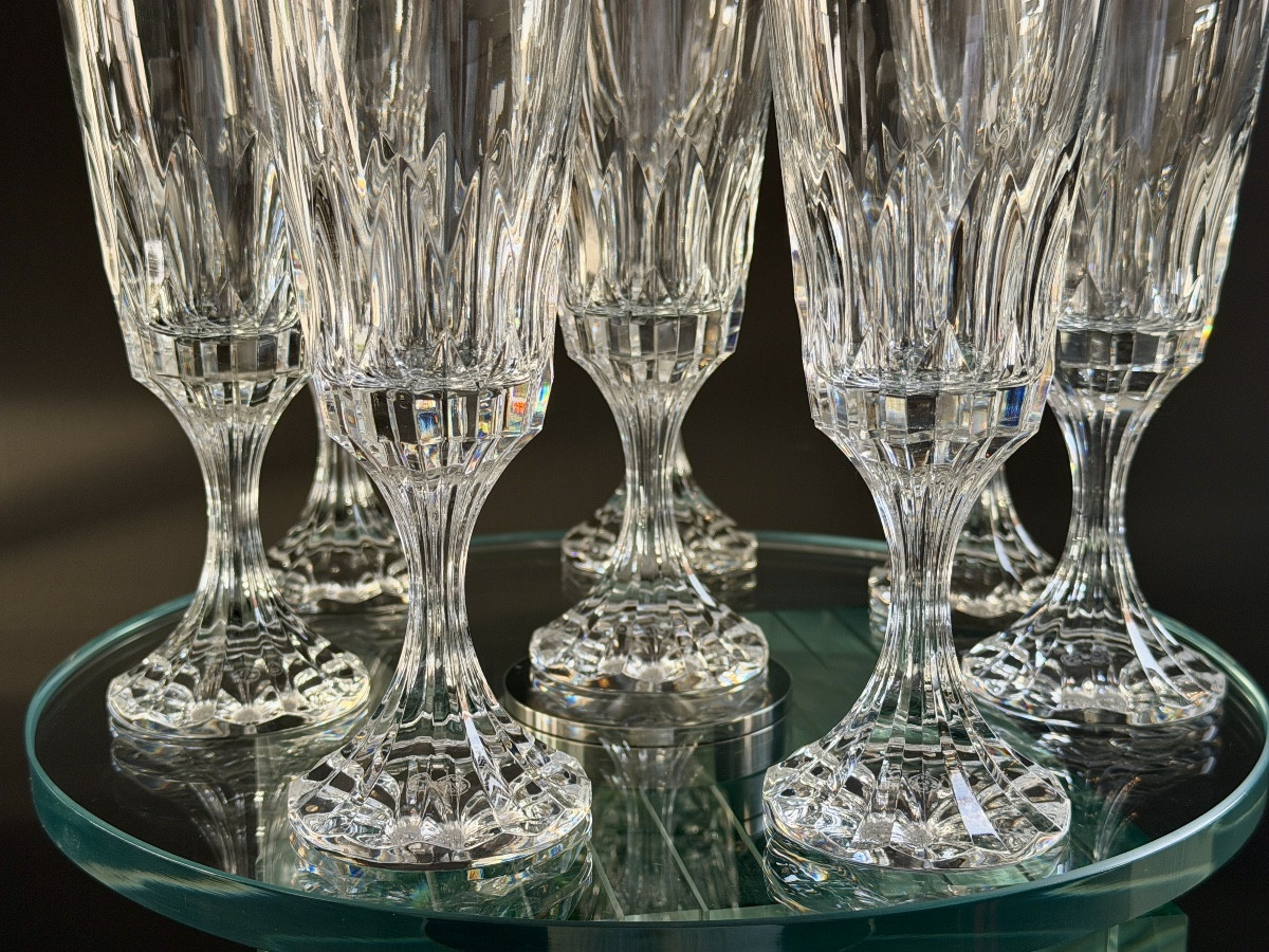 Maison Baccarat, Modèle ASSAS, Série de 8 Verres à Vin Cristal Taillé-photo-4