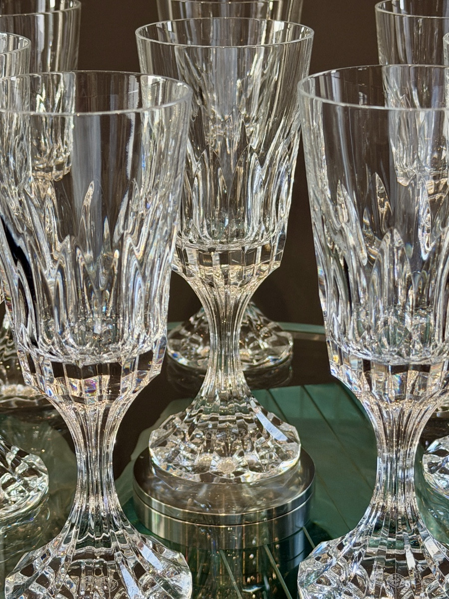 Maison Baccarat, Modèle ASSAS, Série de 8 Verres à Vin Cristal Taillé-photo-6