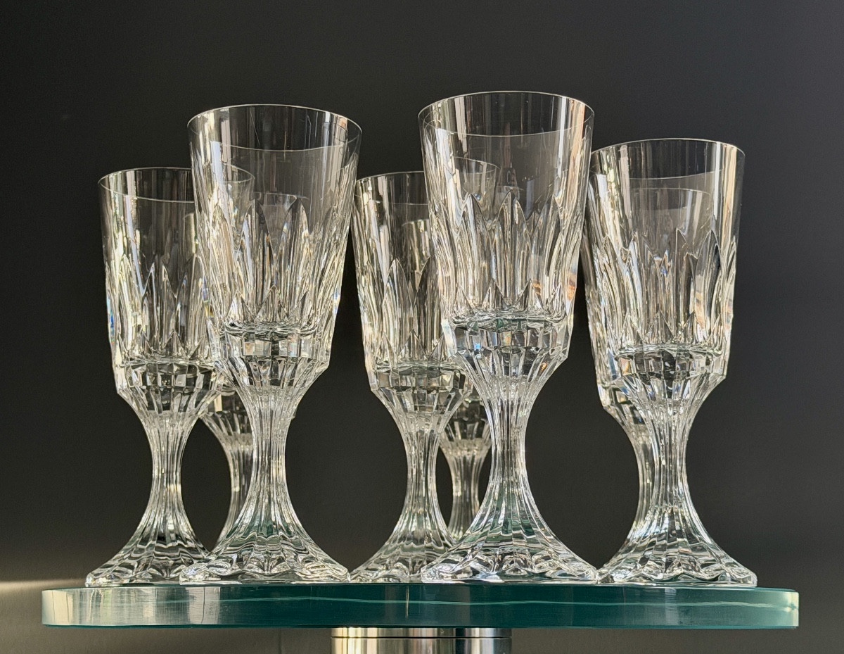 Maison Baccarat, Modèle ASSAS, Série de 8 Verres à Vin Cristal Taillé-photo-8