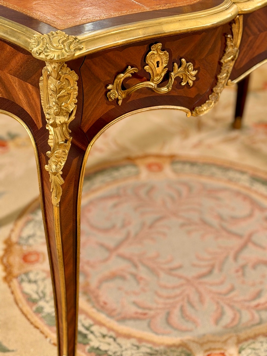 François Linke, Bureau Plat en Marqueterie Signé, de Style Louis XV, (1855 - 1946)-photo-2
