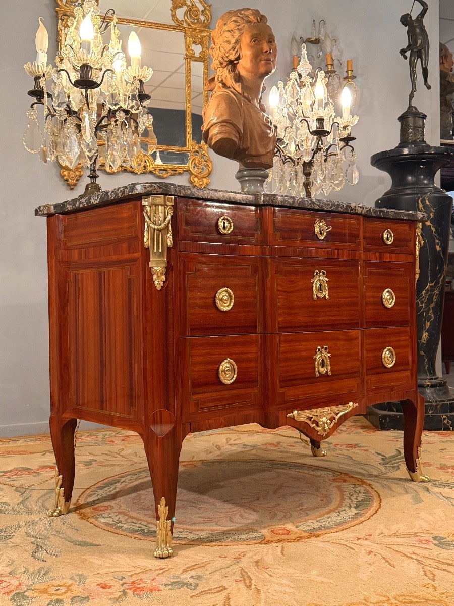 Commode à Ressaut d'Epoque Transition Louis XV Louis XVI, Vers 1760-photo-7