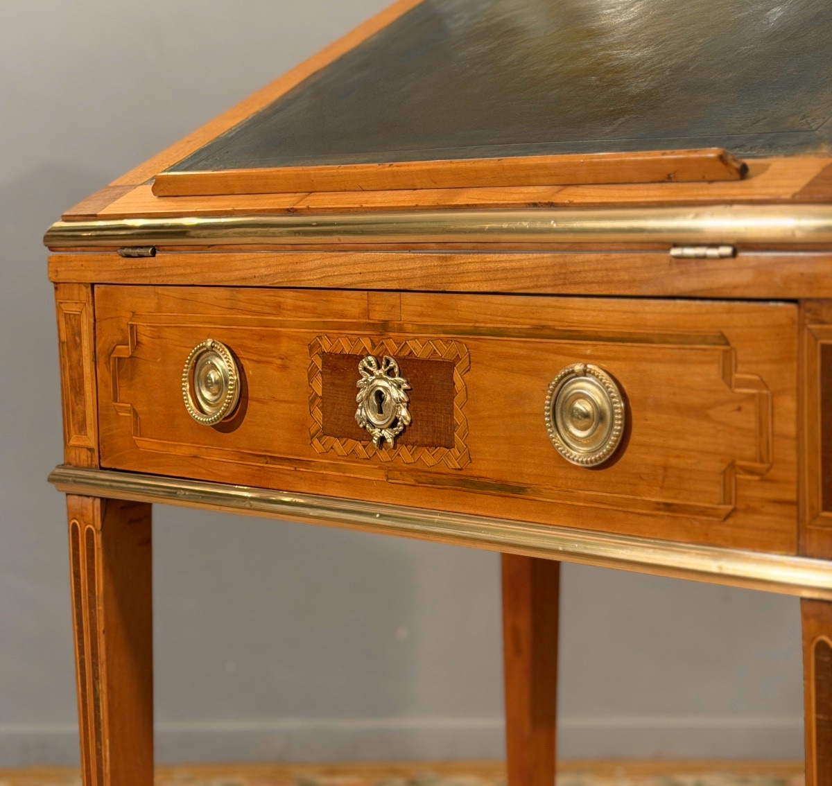 Table à Ecrire à Plateau Inclinable d'Epoque Louis XVI, Vers 1780-photo-1