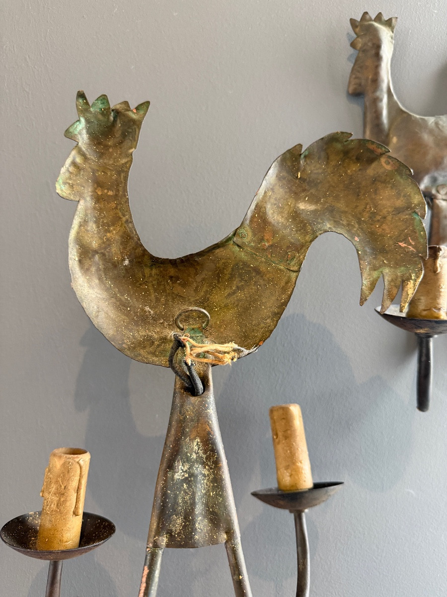 Cerenne Vallauris, Pair Of Rooster Wall Lamps In Hammered Brass About 1950-photo-4