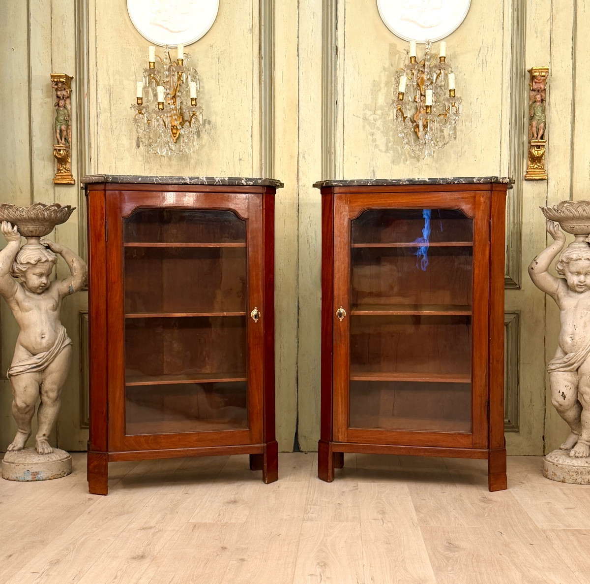 Pair Of Louis XVI Period Mahogany Showcases, Circa 1780-photo-1
