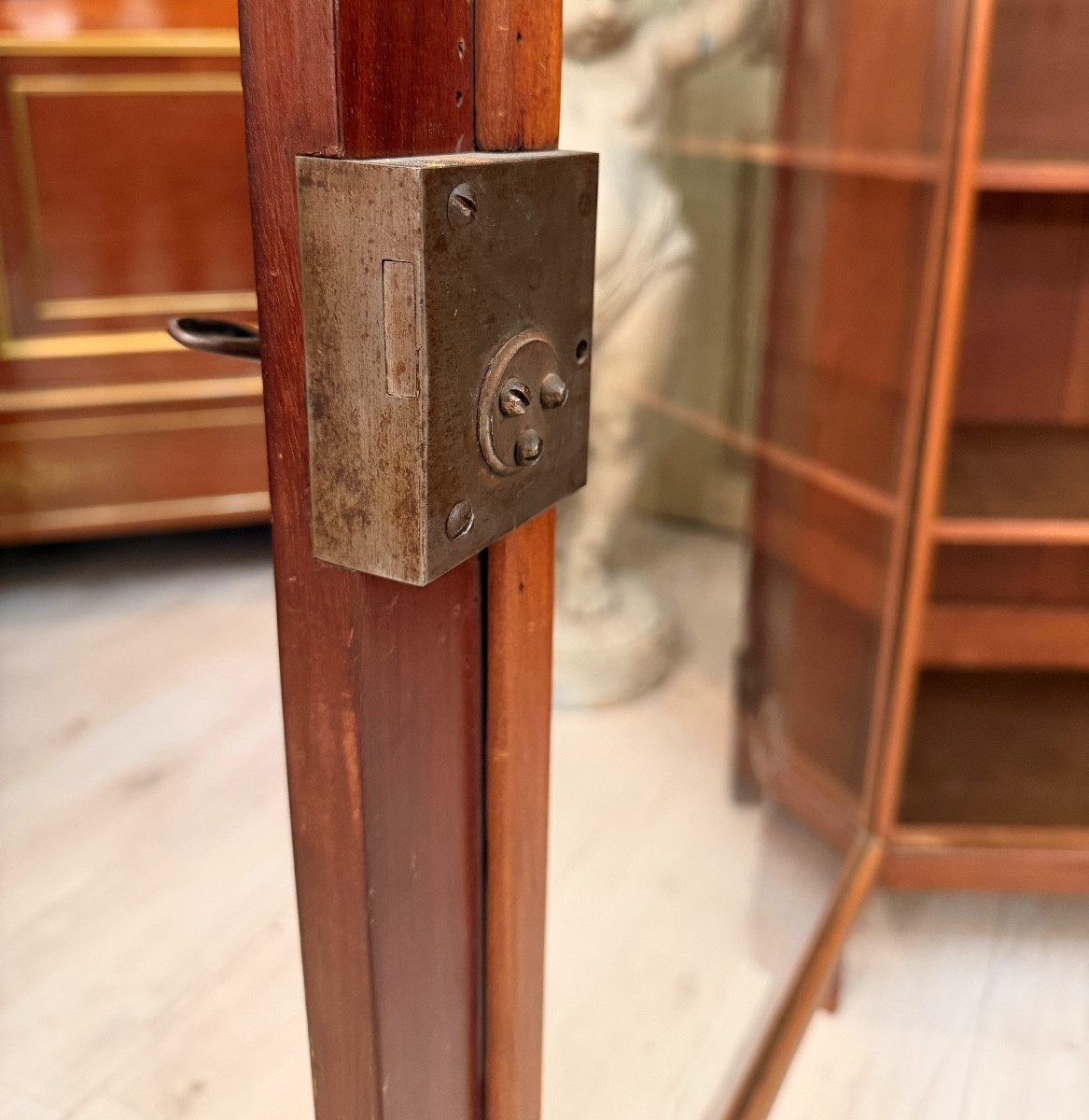 Pair Of Louis XVI Period Mahogany Showcases, Circa 1780-photo-4