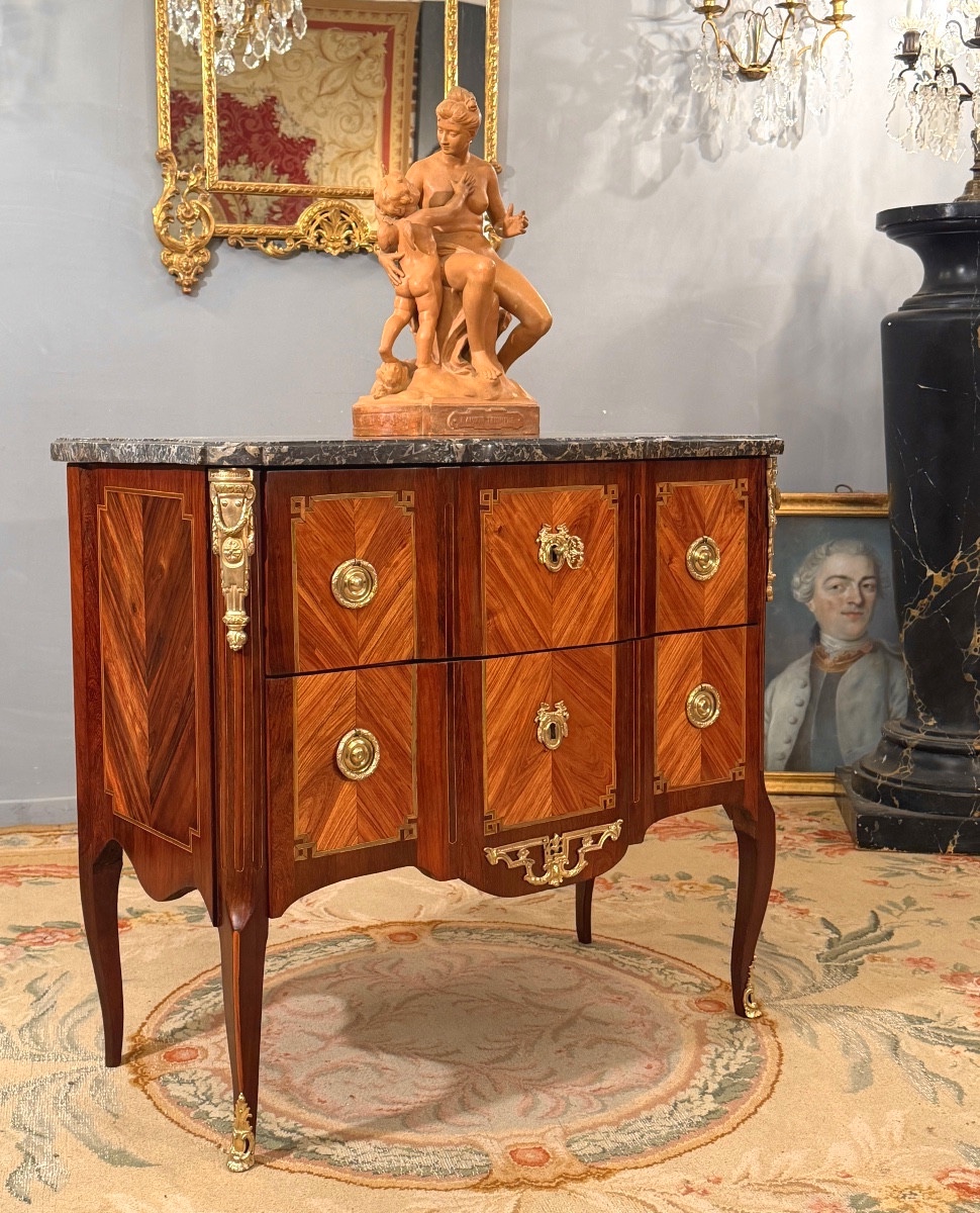 Transition Louis XV Louis XVI Marquetry Chest Of Drawers Circa 1760