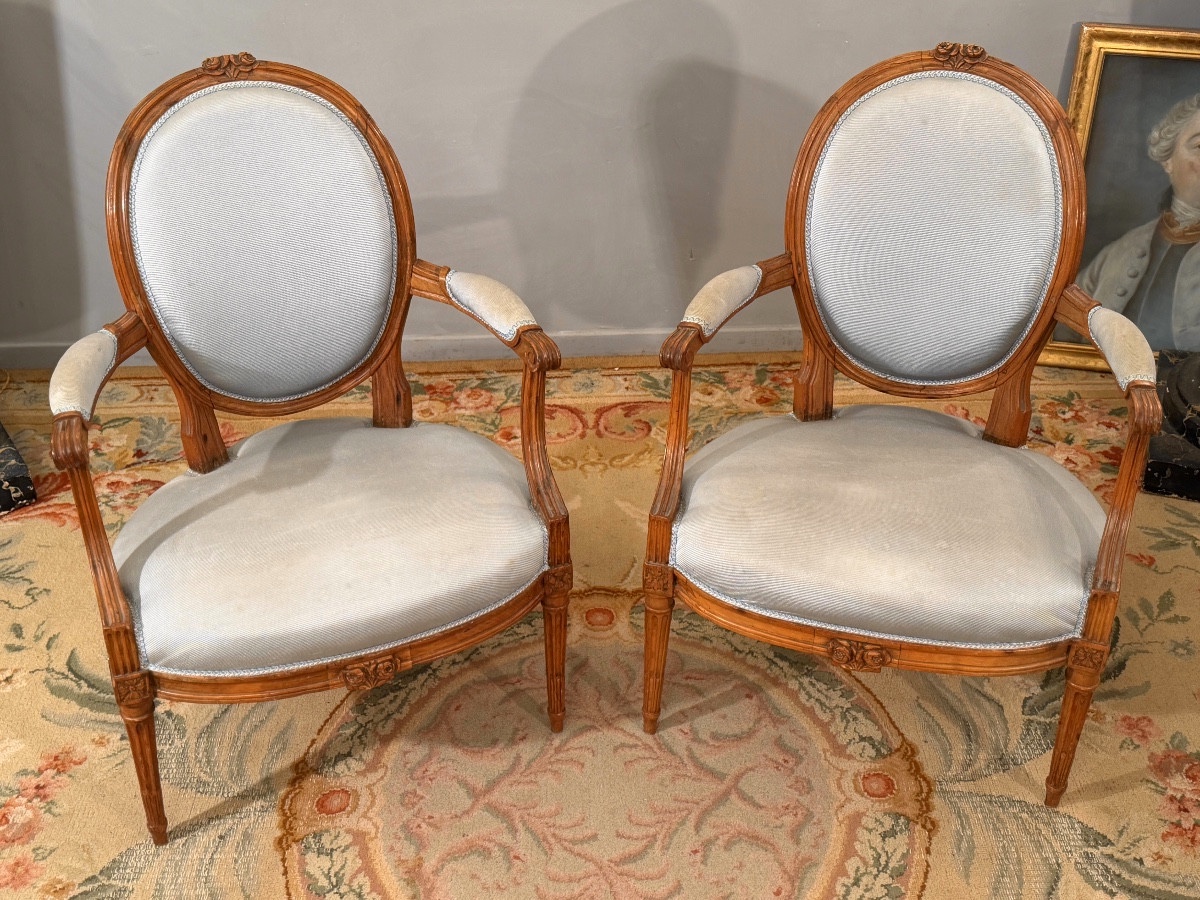 Pair Of Louis XVI Cabriolet Armchairs, Circa 1780-photo-3