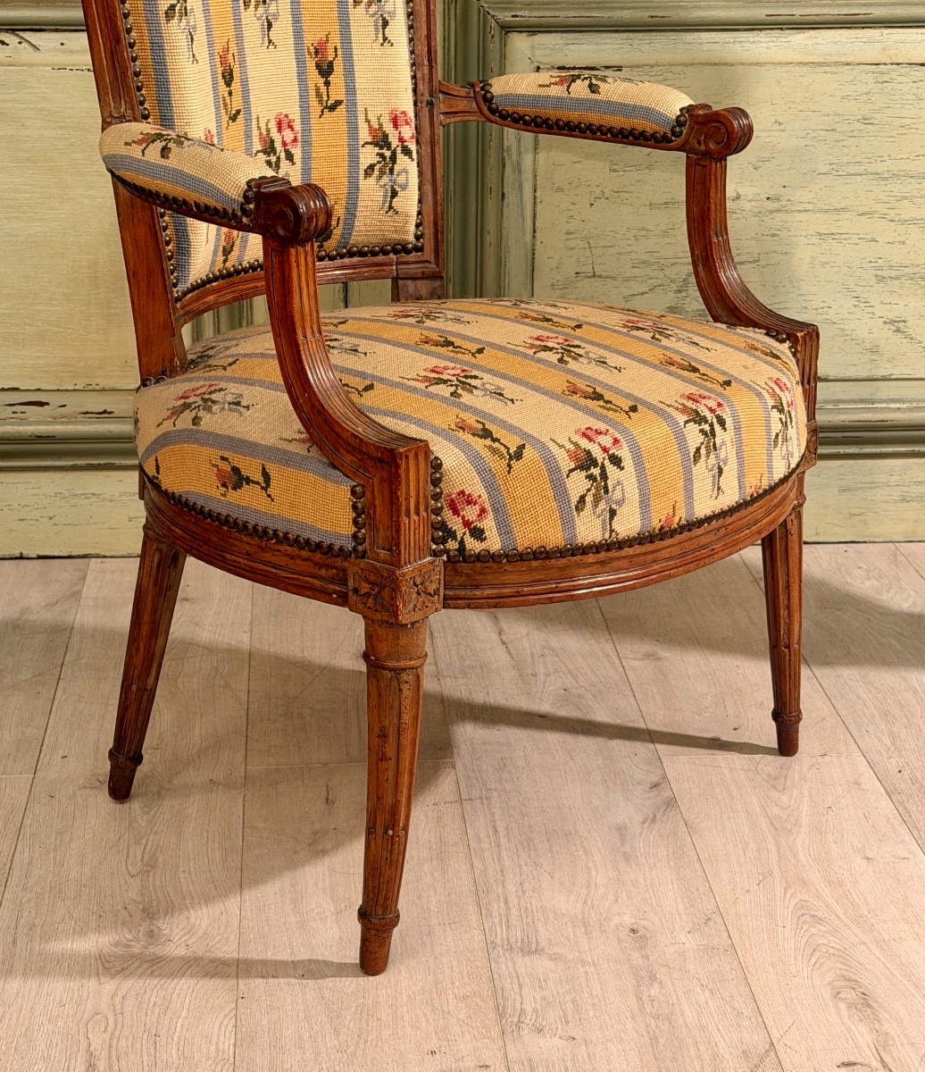 Fauteuil Cabriolet  d'Epoque Louis XVI, Vers 1780 -photo-5