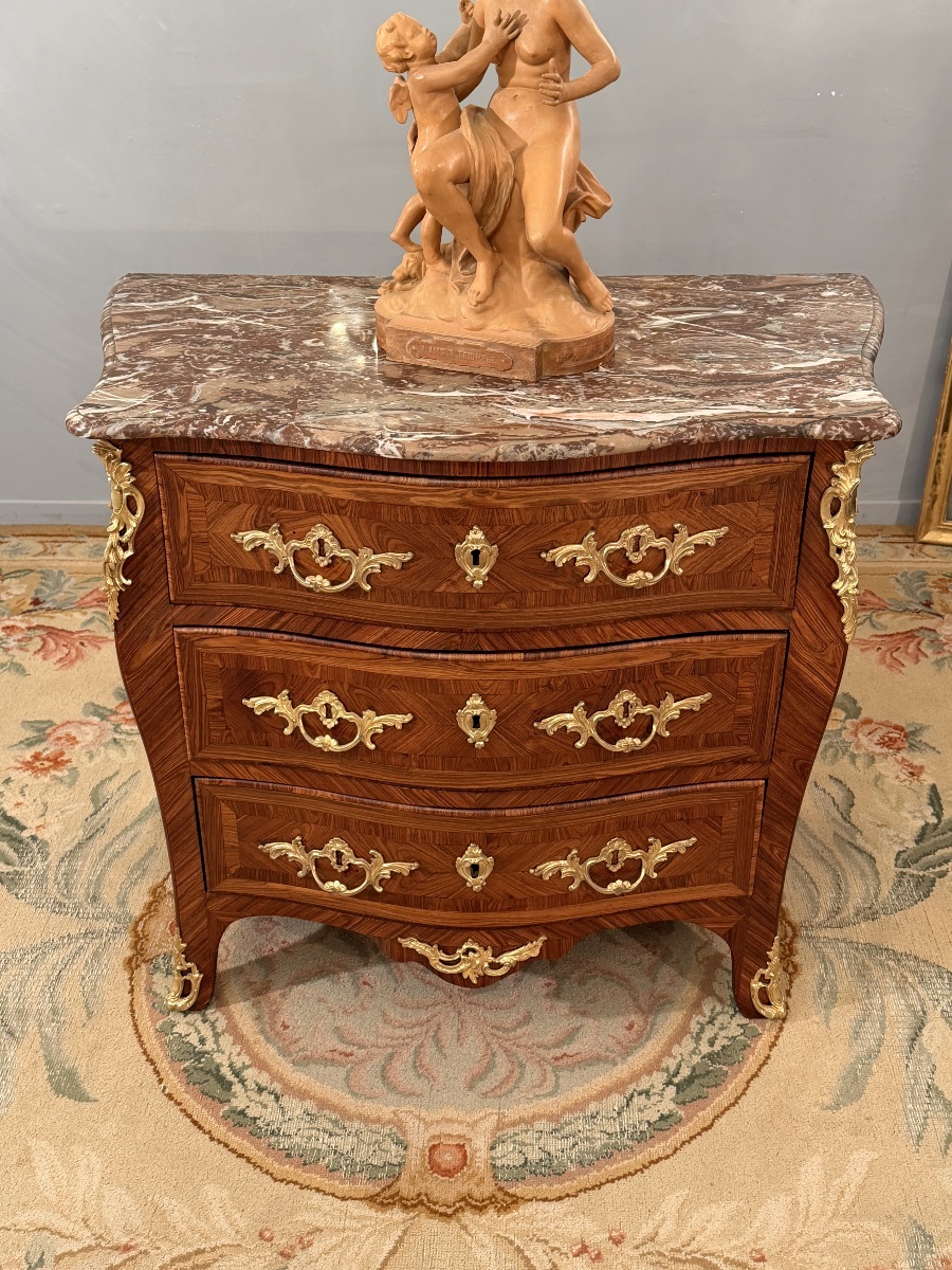HEDOUIN Jean-Baptiste, Commode Marqueterie d'Epoque Louis XV, Estampillée, Vers 1740-photo-2