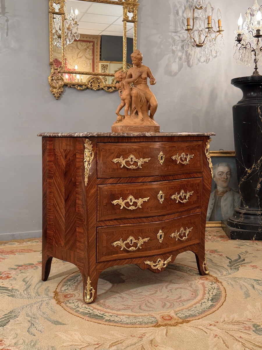 HEDOUIN Jean-Baptiste, Commode Marqueterie d'Epoque Louis XV, Estampillée, Vers 1740