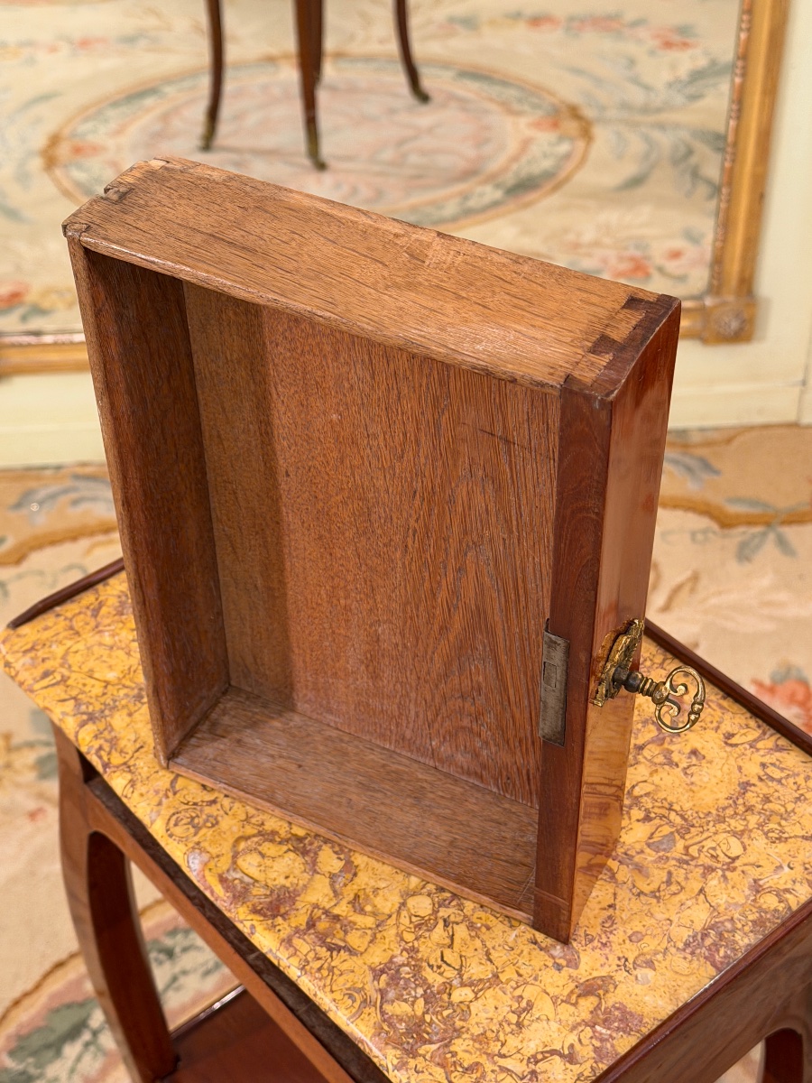Coffee Table, Parisian "volante" Work Table, Louis XV Period, Circa 1750-photo-5