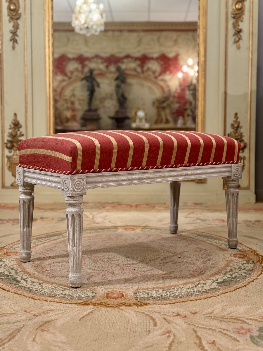 Banquette en Bois Laqué d'Epoque Louis  XVI, Vers 1780