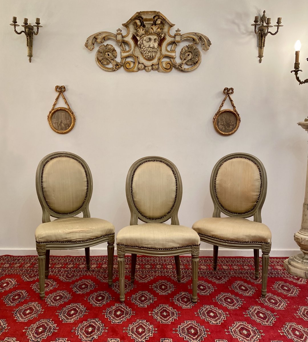 Suite Of 3 Louis XVI Lacquered Wood Medallion Chairs-photo-7