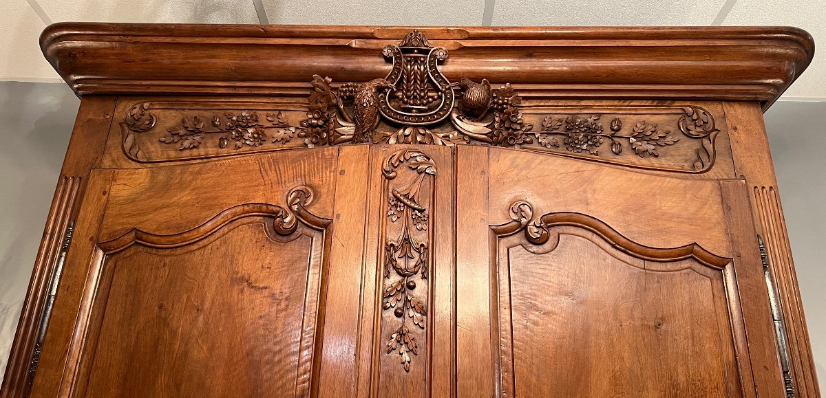 Exceptional Provencal Wedding Wardrobe Nimes Walnut Eighteenth-photo-3