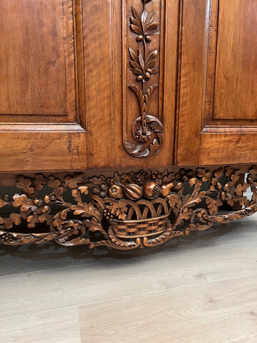 Exceptional Provencal Wedding Wardrobe Nimes Walnut Eighteenth-photo-2