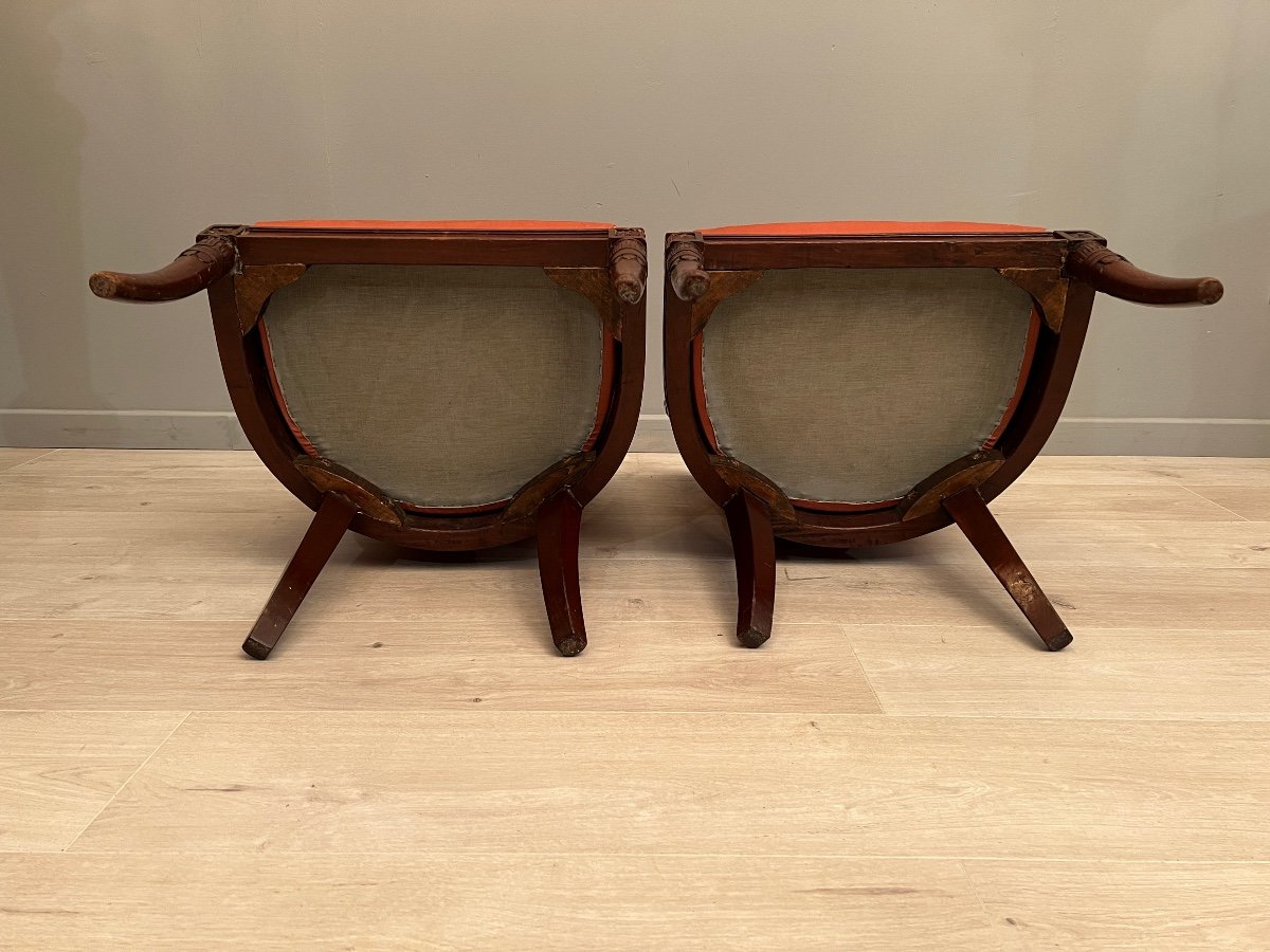 L. Costaz, Pair Of Mahogany Gondola Chairs From Directoire Period Around 1790-photo-1