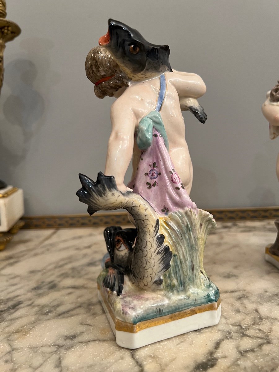 Suite De 3 Statuettes En Porcelaine De Meissen Epoque XIXeme-photo-1