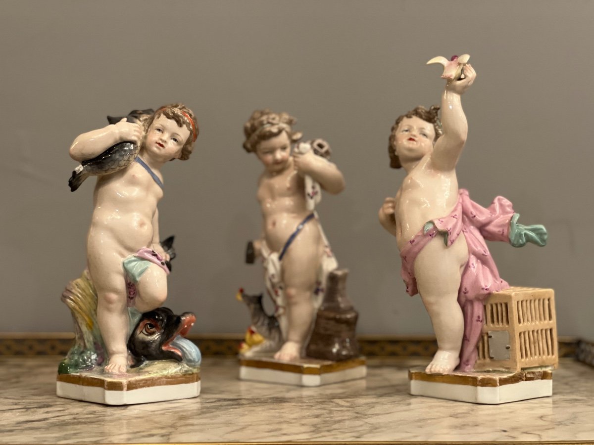 Suite De 3 Statuettes En Porcelaine De Meissen Epoque XIXeme-photo-6