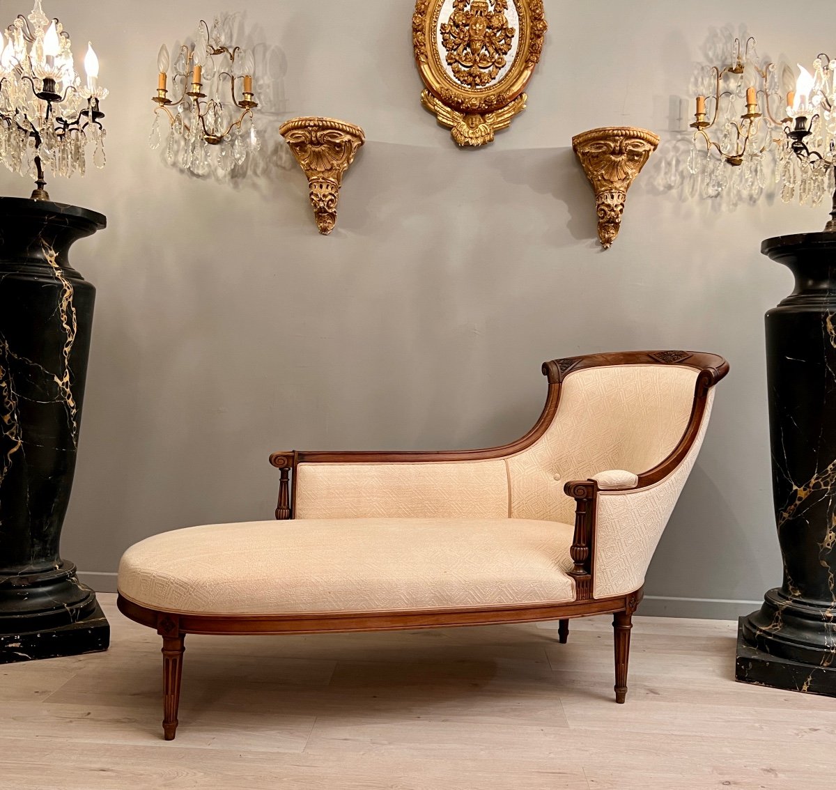 Meridian Rest Bed In Walnut Louis XVI Style Nineteenth Time-photo-1