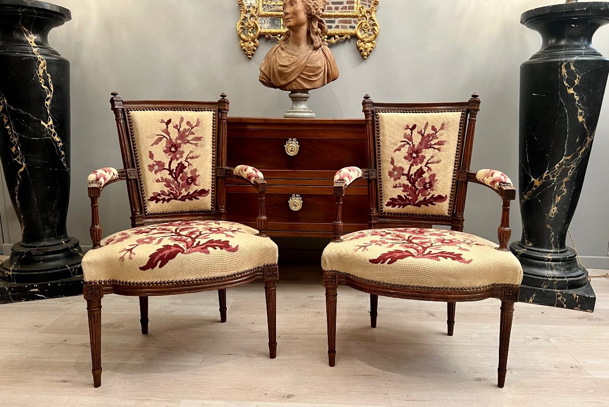 Pair Of Cabriolet Armchairs In Walnut Louis XVI Period Around 1780-photo-2