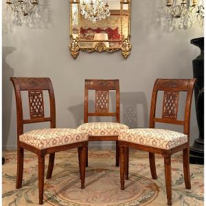 Suite De Trois Chaises d'Epoque Directoire Vers 1790