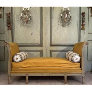 Louis XVI Period Lacquered Wood Bench Daybed Circa 1780
