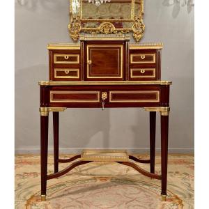 Bureau Bonheur du Jour en Acajou d'Epoque Louis XVI, Vers 1790