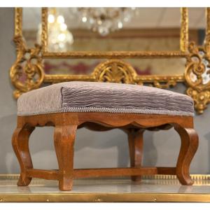 Repose Pieds en Noyer d'Epoque Louis XV, Vers 1750