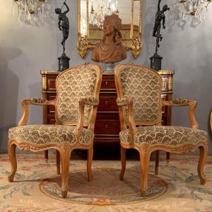 Paire de Fauteuils Cabriolet d'Epoque Louis XV, Vers 1750