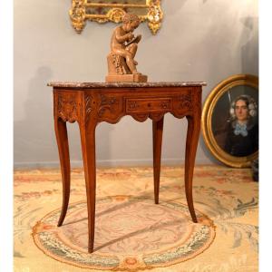 Petite Table d'Entre Deux d'Epoque Louis XV, Vers 1750