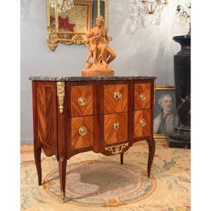 Transition Louis XV Louis XVI Marquetry Chest Of Drawers Circa 1760
