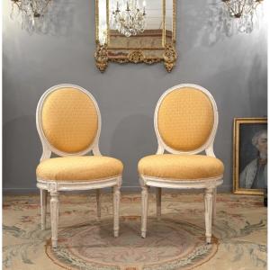 Paire de Chaises en Bois Laqué d'Epoque Louis XVI, Vers 1780