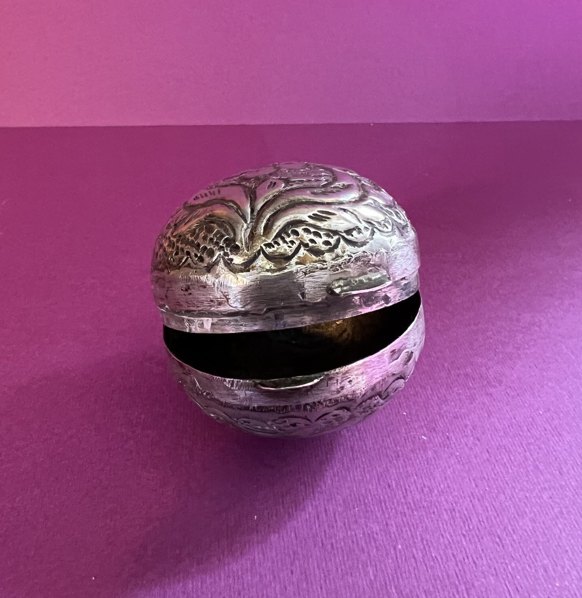 Snuff Box '(nefa: Tobacco) Of Spherical Shape In Embossed Silver Tunisia Late XIXth Century:-photo-4