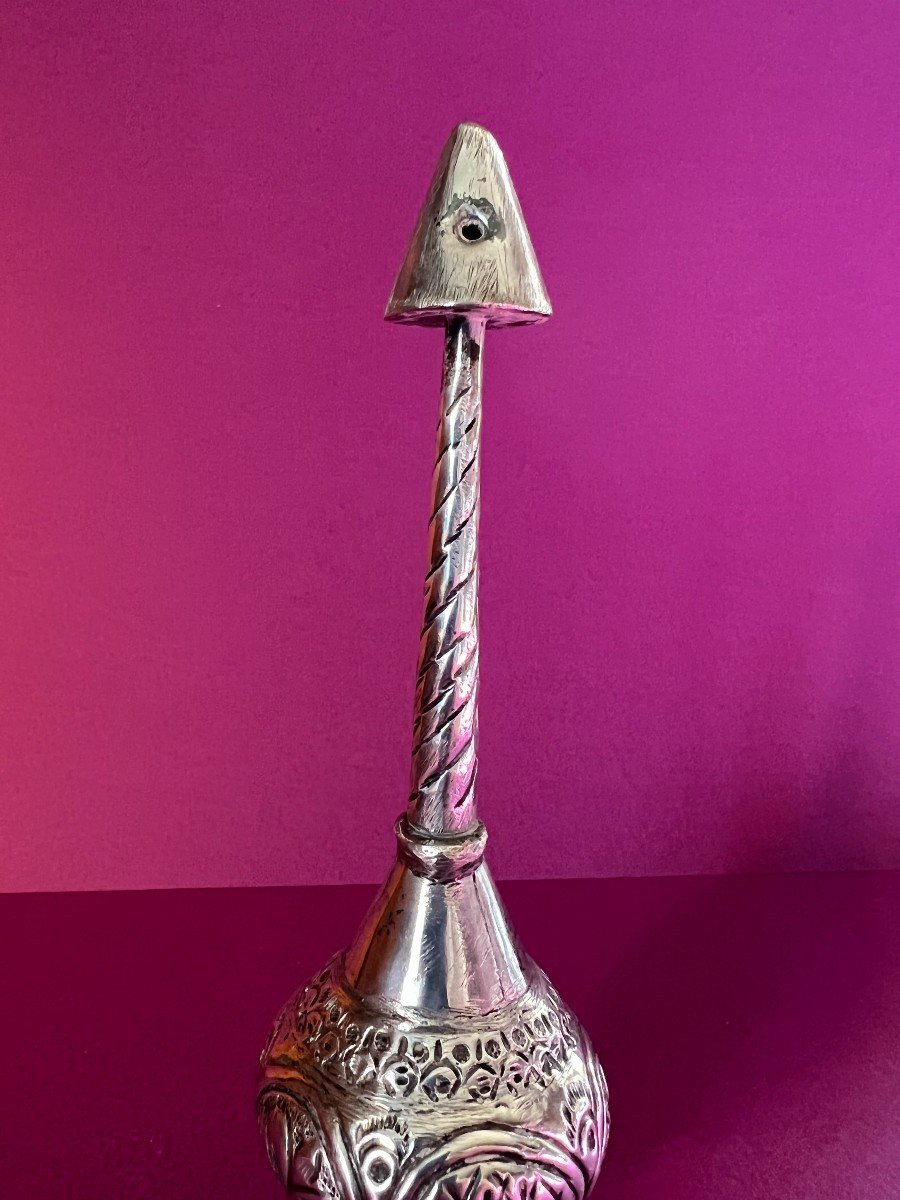 Small Silver Travel Sprinkler Decorated With The Embossing Technique; Tunisia XIX Ith-photo-2