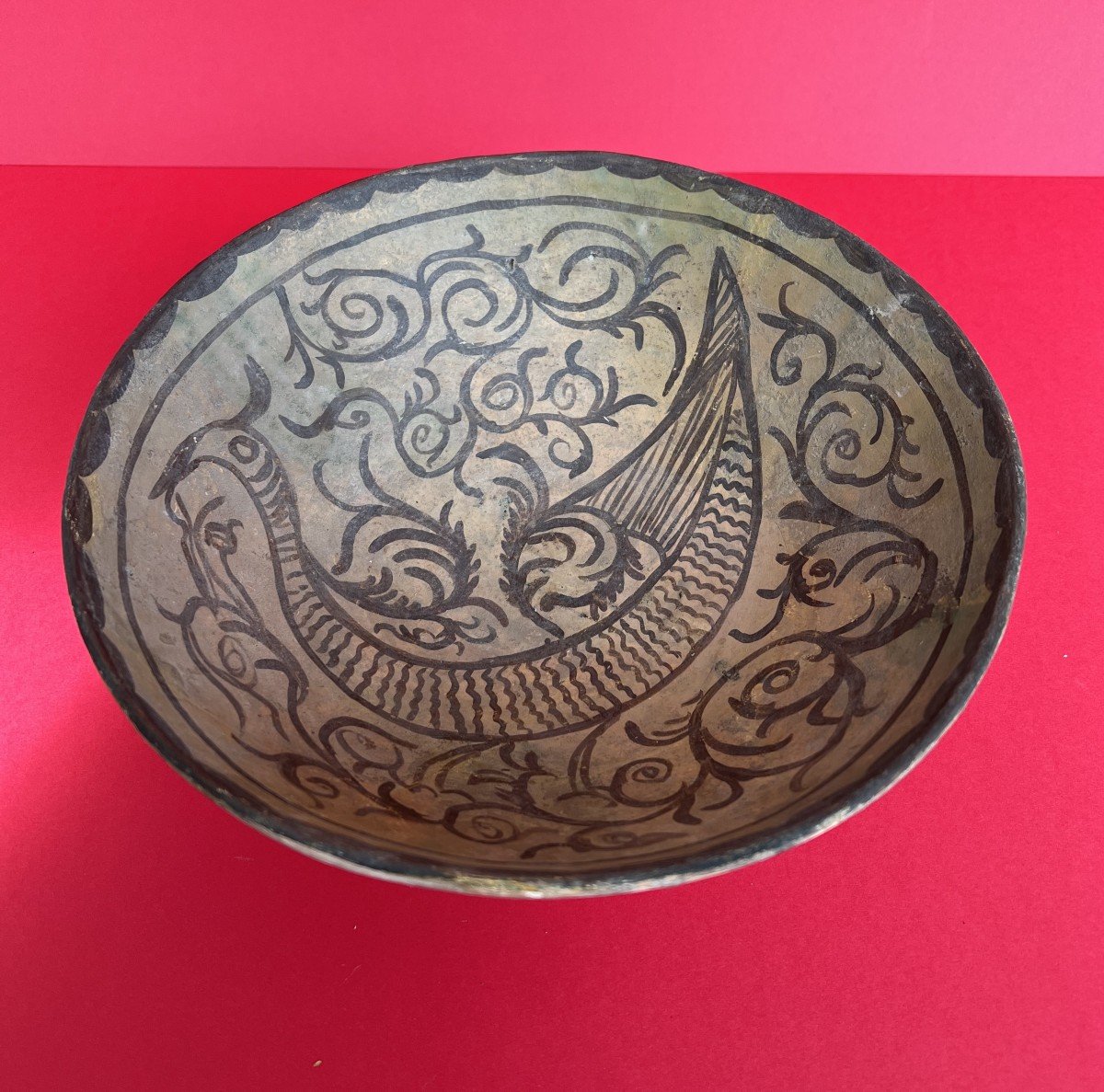 Coupe céramique peignée Iran Nishapur X iéme  décor oiseau au centre.-photo-3