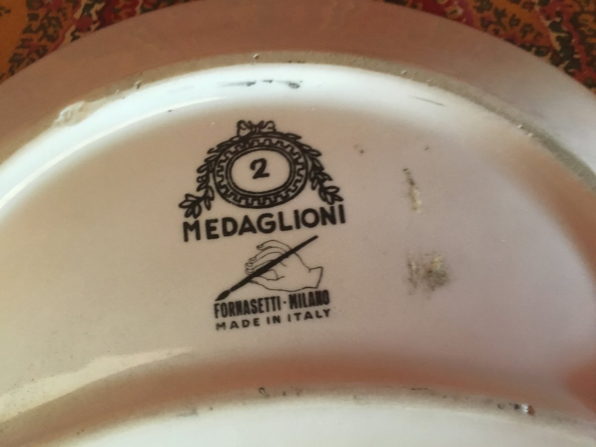 Fornasetti Piero - Half Moon Shape Salad Plate - Medaglioni Series-photo-3