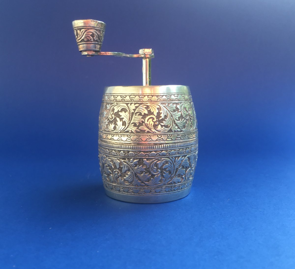 Pepper Mill Shaped Silver Barrel.