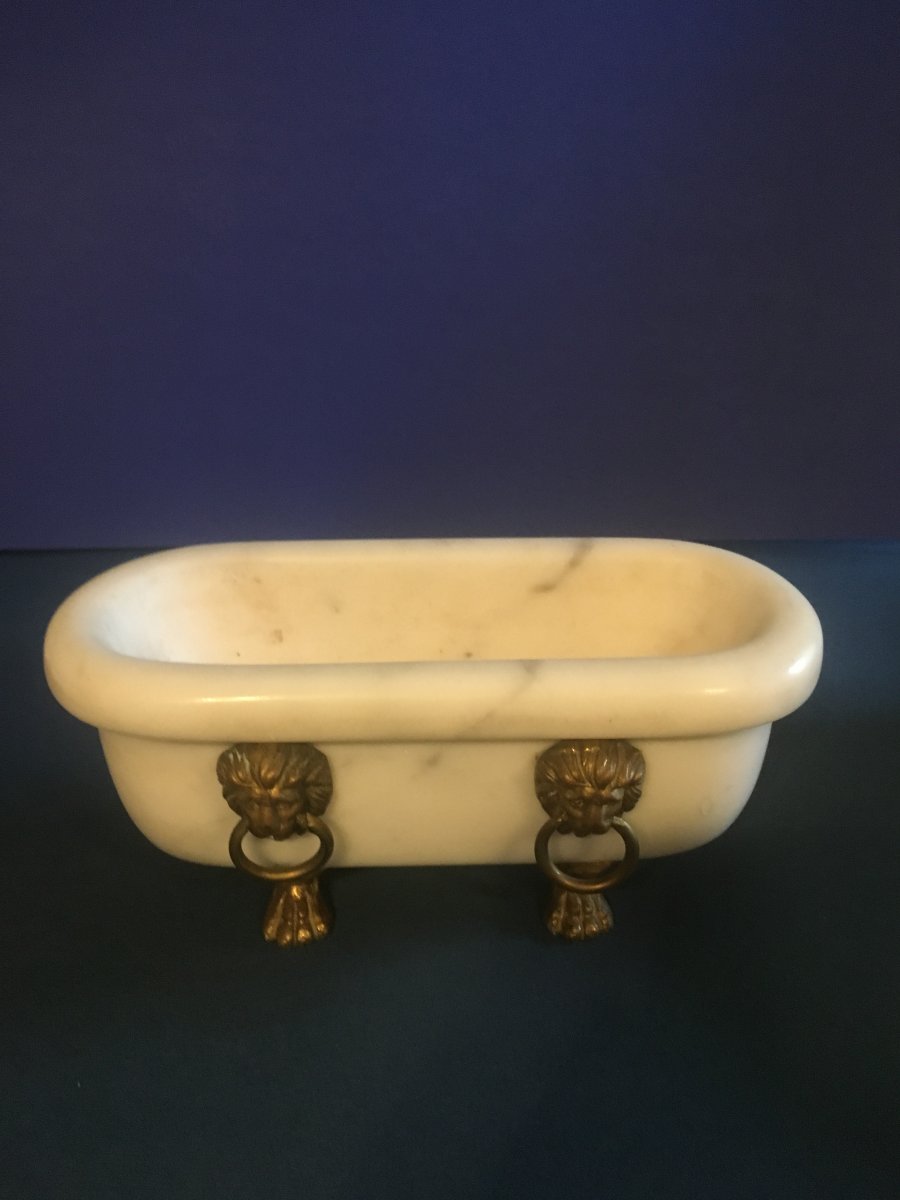 Pair Of Small Antique Marble Bathtubs. XIX I Century.-photo-3