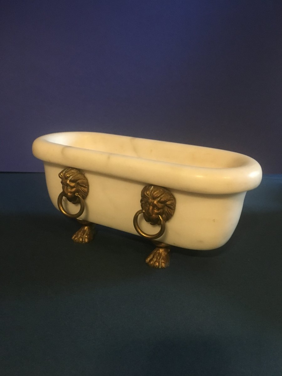 Pair Of Small Antique Marble Bathtubs. XIX I Century.-photo-4