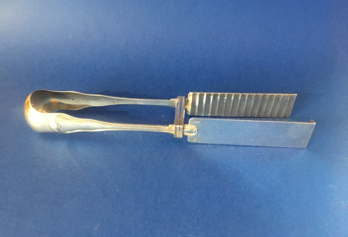 Asparagus Tongs Signed Christofle Silver Metal Filet Model.