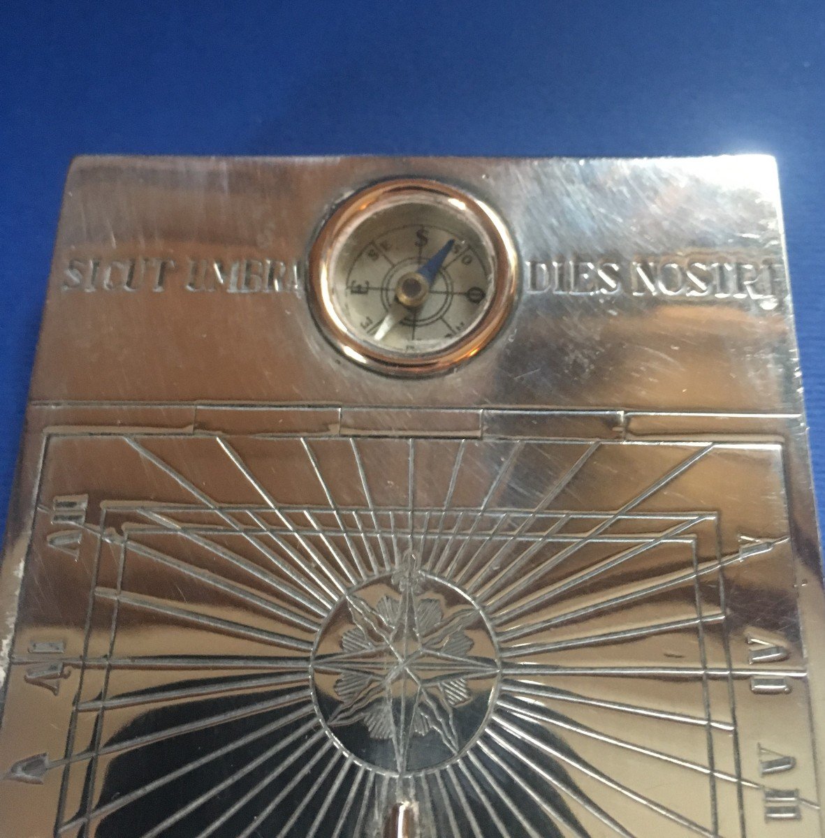 Poudrier Sundial Box In Silver And Gold Signed Mellerio Dit Meller-photo-3