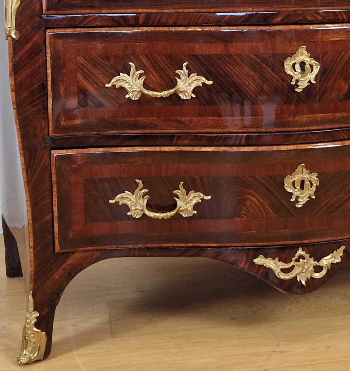 A Louis XV Chest Of Drawers Stamped Laurent-charles Birclet 18th-century.-photo-5