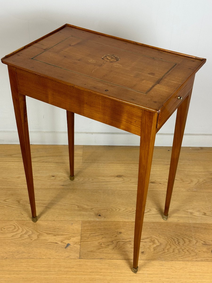 Small Salon Table, Neoclassical Early Louis XVI 18th Century Circa 1770-1775.