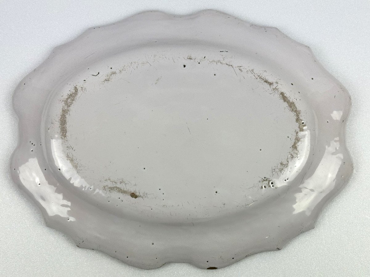 Important Plat Olong En Faïence De Moustiers Polychrome.-photo-2