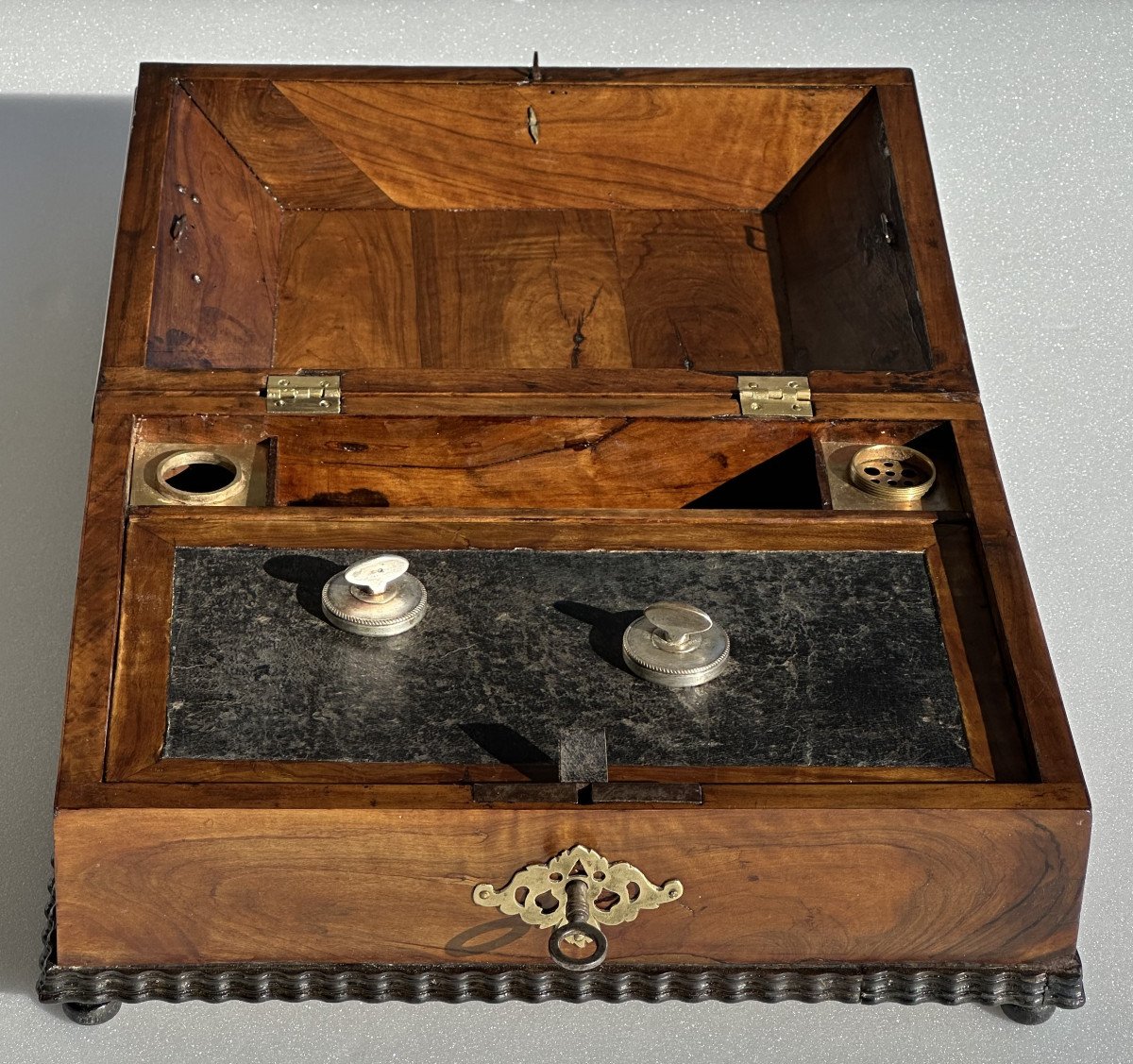 Coffret, écritoire de voyage d’époque Louis XIV, fin XVIIe /  début XVIIIe-photo-5