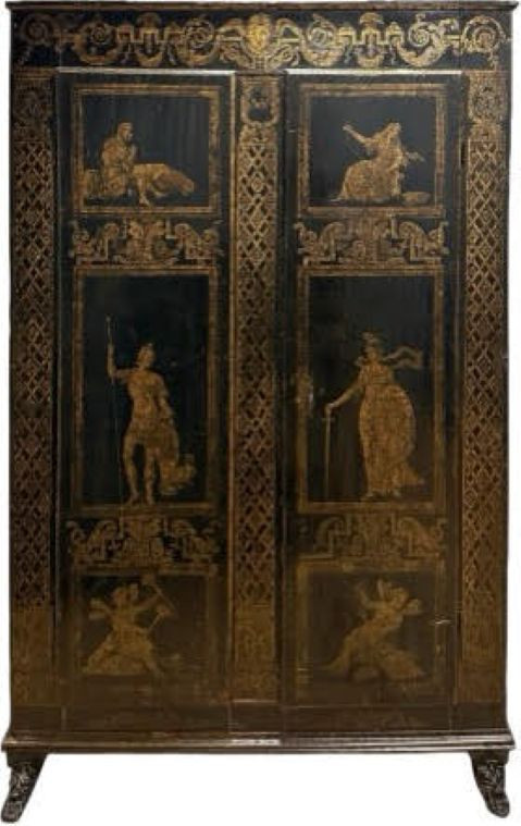 Petite armoire mythologique du Comtat Venaissin du début du XVIIème siècle.