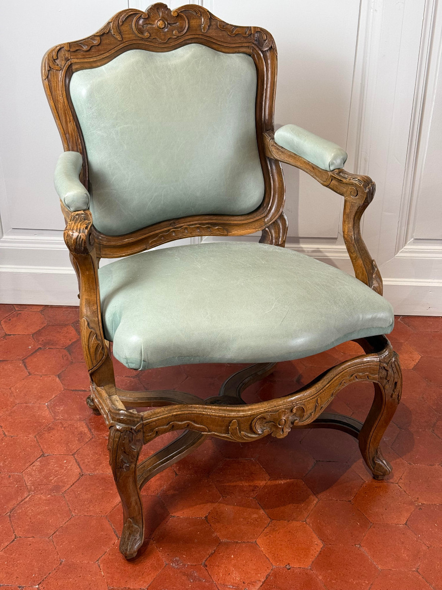 Pair Of Regency Period Armchairs, Circa 1720-photo-3