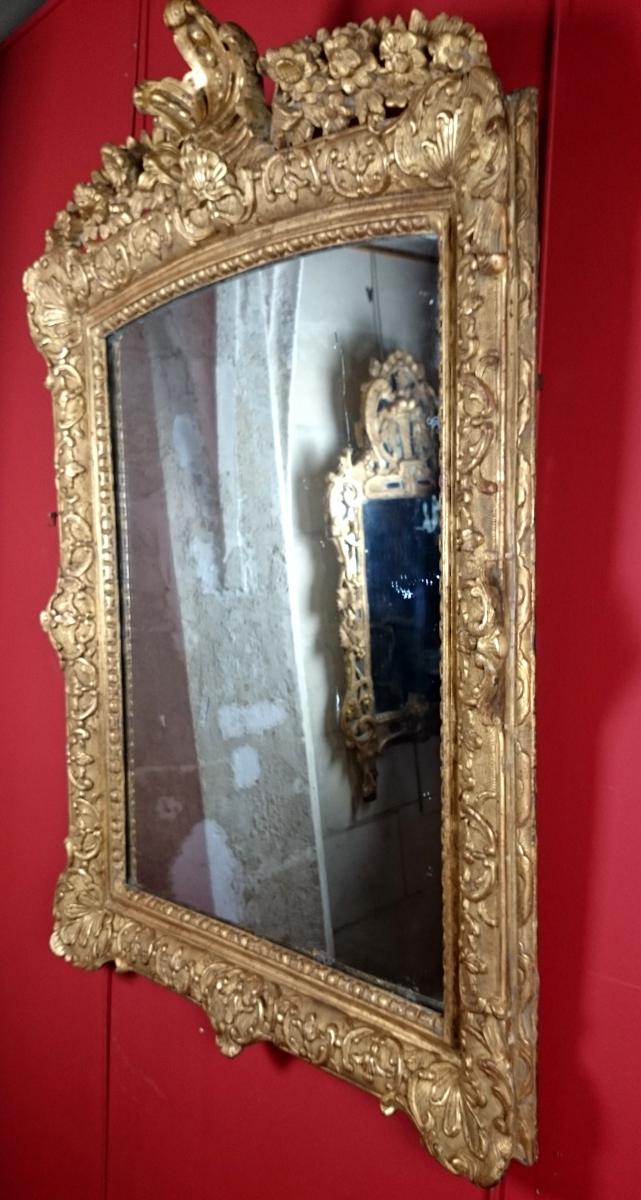 Elégante glace à fronton d’époque fin Louis XIV début Régence.-photo-2