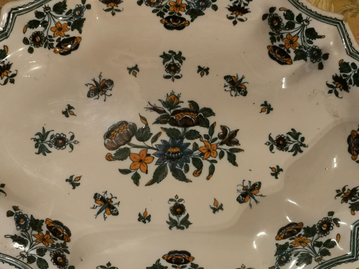 Polychrome Moustier Dish With Butterflies And Solanées.-photo-4